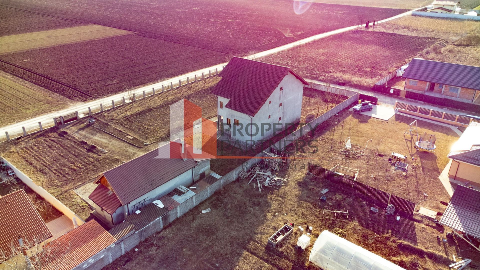 Casa cu teren 1500 mp in Harman - Poză 18