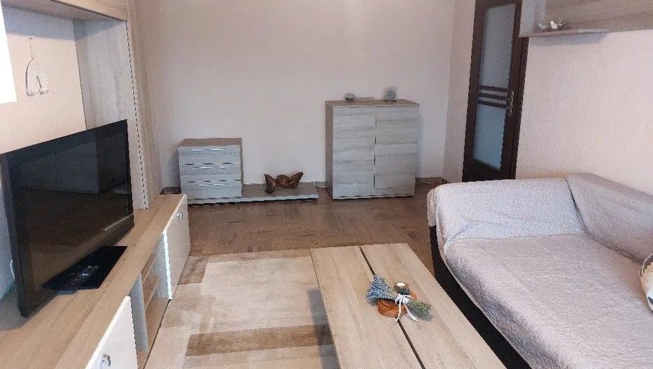 2 Camere Intrare Racadau, 56mp, mobilat si utilat, 127500Euro - Poză 1