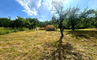 Teren 2037 mp, 17 ml deschidere, 28 euro/m2, vedere panoramica - Poză 3