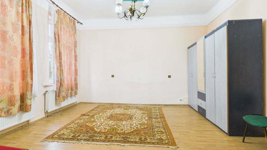 CONAC IMPRESIONANT ÎN GHIOROC - Poză 12