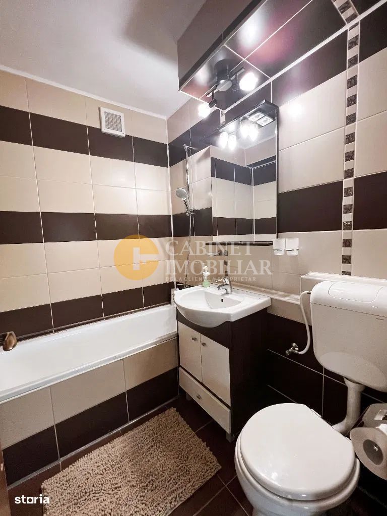 Chirie - 3 camere - Centru - Poză 8