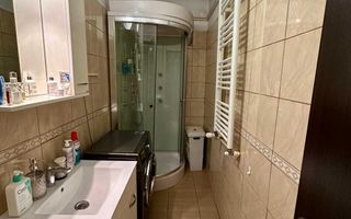 Garsonieră 38 mp, parter, balcon închis, boxă, metrou 2 min - Poză 2