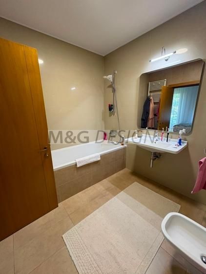 Apartament 3 camere lux zona centrala - Poză 11