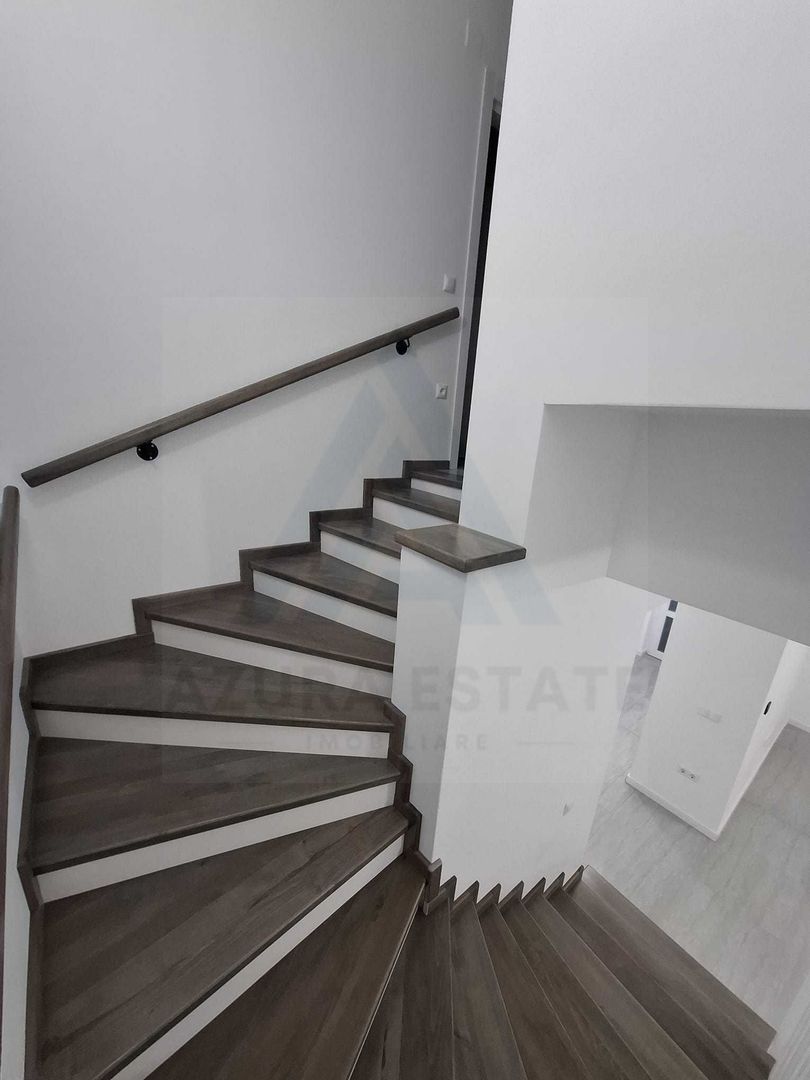 Casă premium prima inchiriere 4 camere 3 bai curte 100 mp Cisnadie - Poză 3