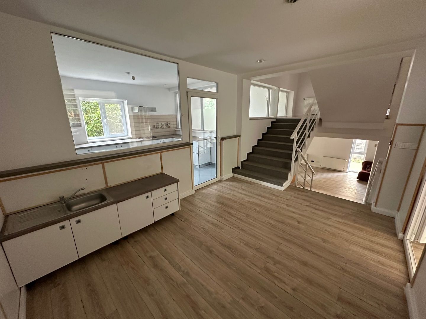 Casa in Calea Aradului pretabilă activități economice - Poză 16