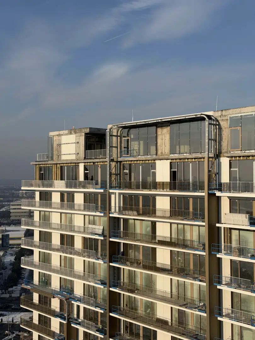 Vanzare apartament 2 camere - Poză 1