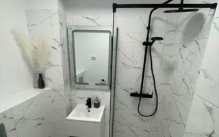 Apartament cu 1 cameră, complet renovat, ideal pentru investiție. - Poză 7