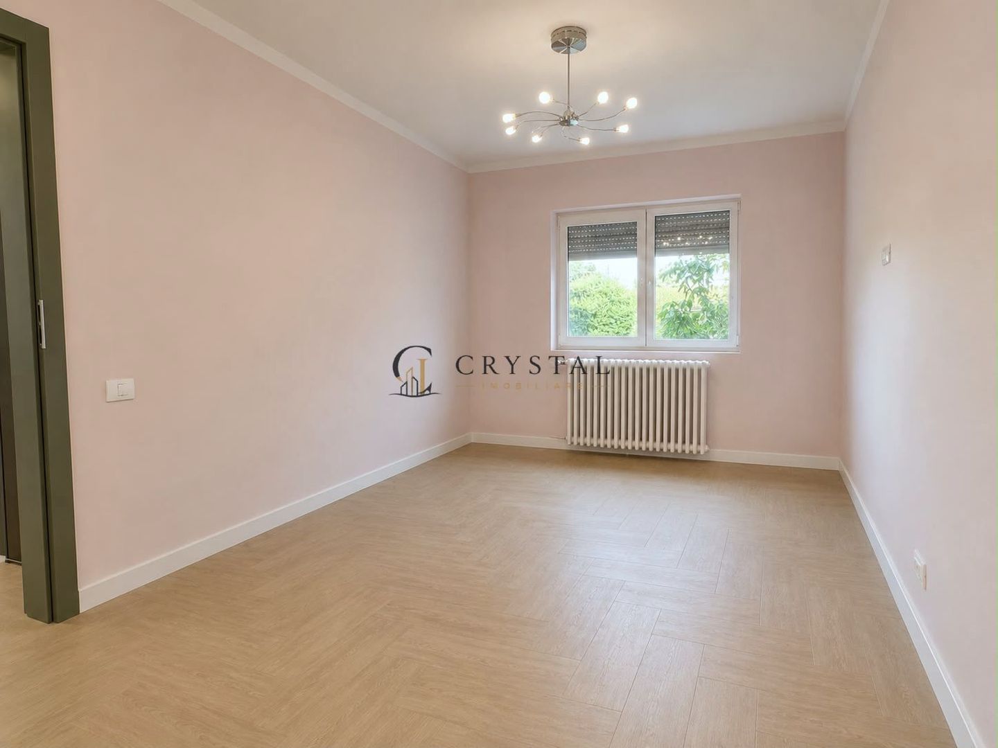 Apartament cu 4 camere | Nufărul | Parter | Oradea - Poză 3
