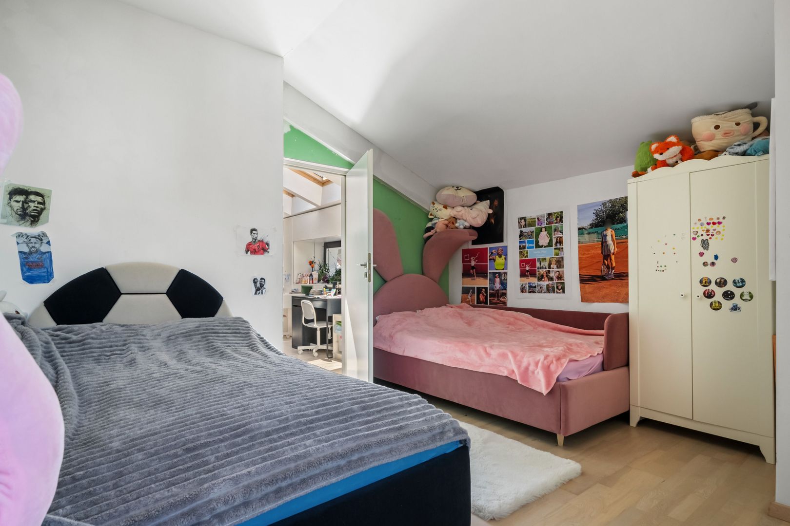 Eleganță și Spațiu în Inima Cartierului Domenii | Apartament cu 5 Camere în Vilă - Poză 12