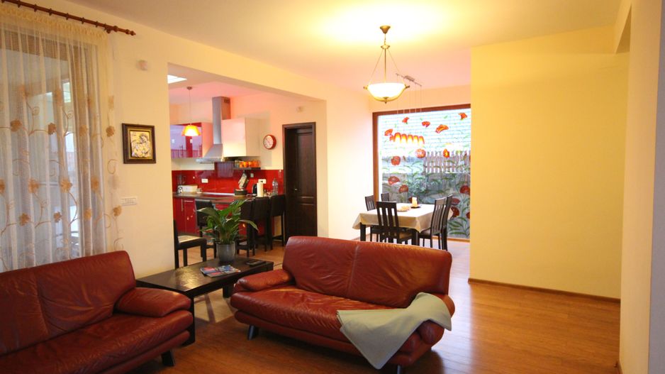 Calduroasa si primitoare - Poză 6