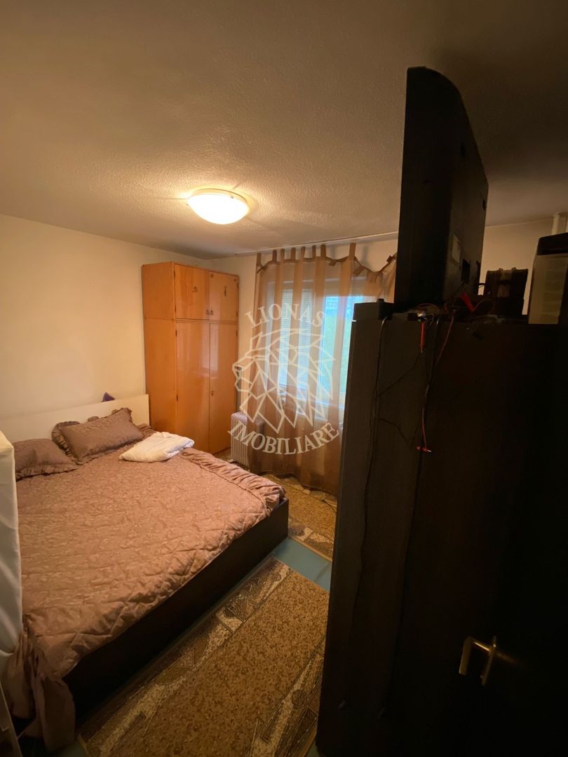 Apartament 3 camere-etaj 3-ideal investitie-Bucuresti, Zona Giurgiului - Poză 1