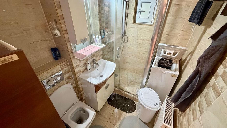 Apartament doua camere - centrala termica - Kaufland Craiovita etaj 3 - Poză 8