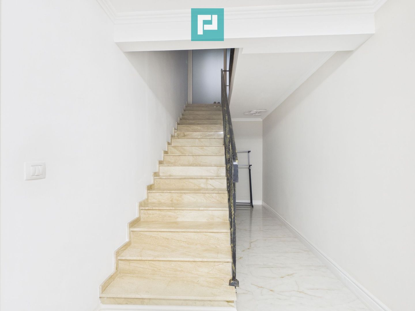 Casă de lux Oncea, piscină, 400 mp - Poză 22