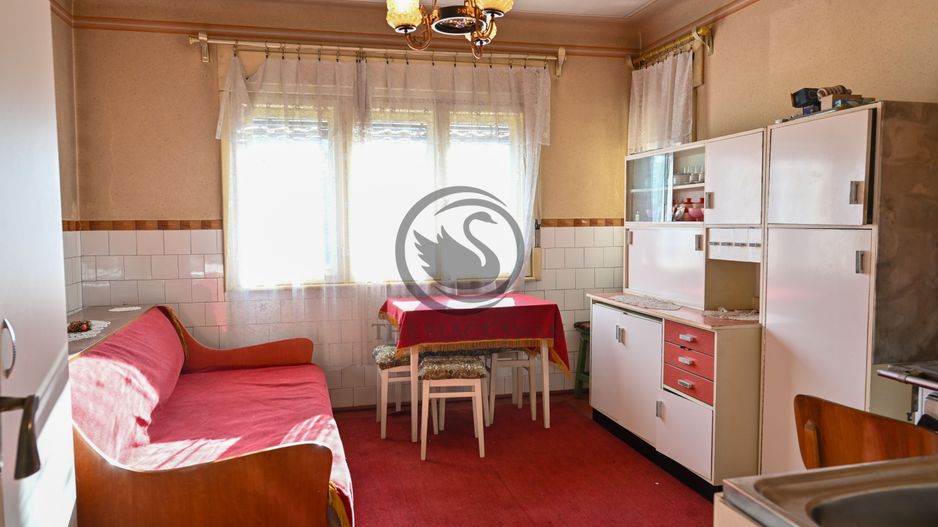 Casa cu 6 camere de vanzare | Zona Ultracentrala, Baicoi | Comision 0% - Poză 17