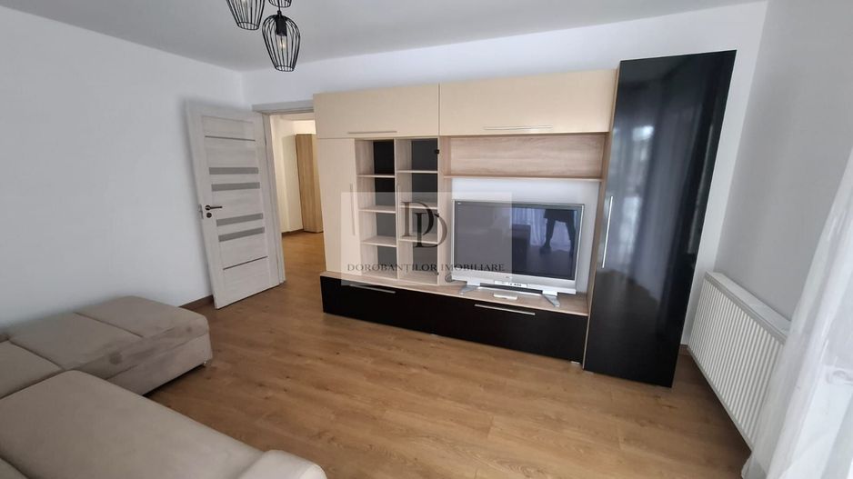 Vânzare 2 camere decomandate | etaj intermediar | Floresti - Poză 1