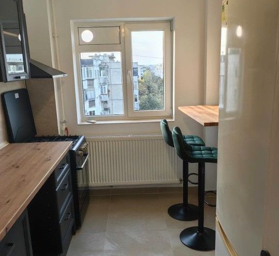 Vand apartament 2 camere Crangasi totul nou removat /mobilat - Poză 1