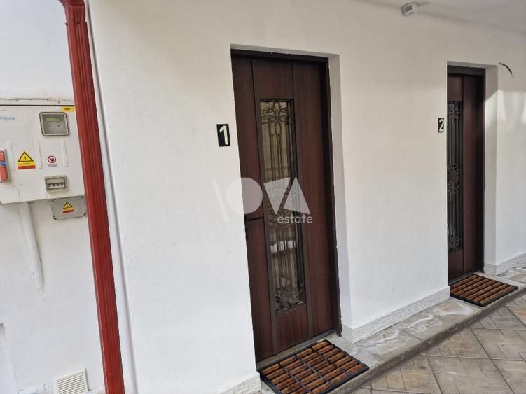 Pentru inchiriere Duplex 5 camere ( Parter + Demisol ) in vila Piata Romana - Poză 2