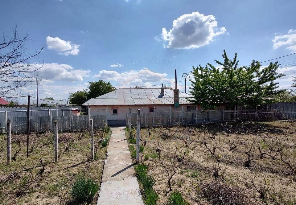 85.000 Euro- casa +magazin+garaj in com Smardan, sat Cismele, - Poză 10