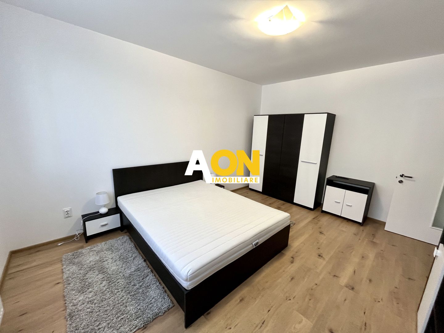 Apartament cu 2 Camere, Zona Centru - Poză 7