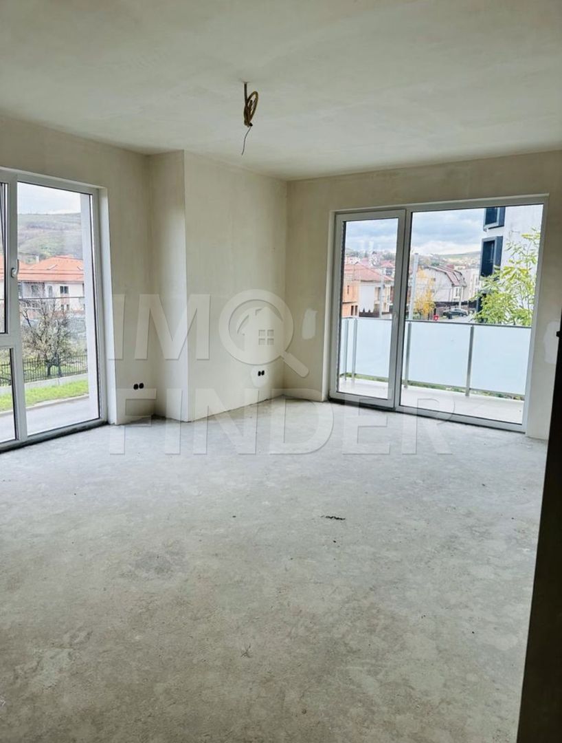 Vanzare 3 camere decomandate, imobil nou, Borhanci, etaj 1 - Poză 5