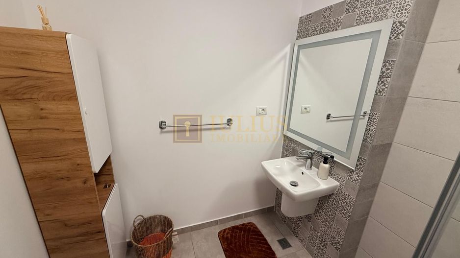 2 camere| XCity Tower| in spate la VOX| apartament frumos- zona superba| - Poză 11