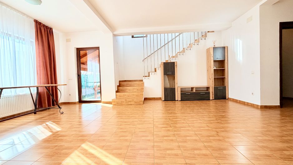 De închiriat – Casă individuală P+M în Dumbrăvița - Poză 7