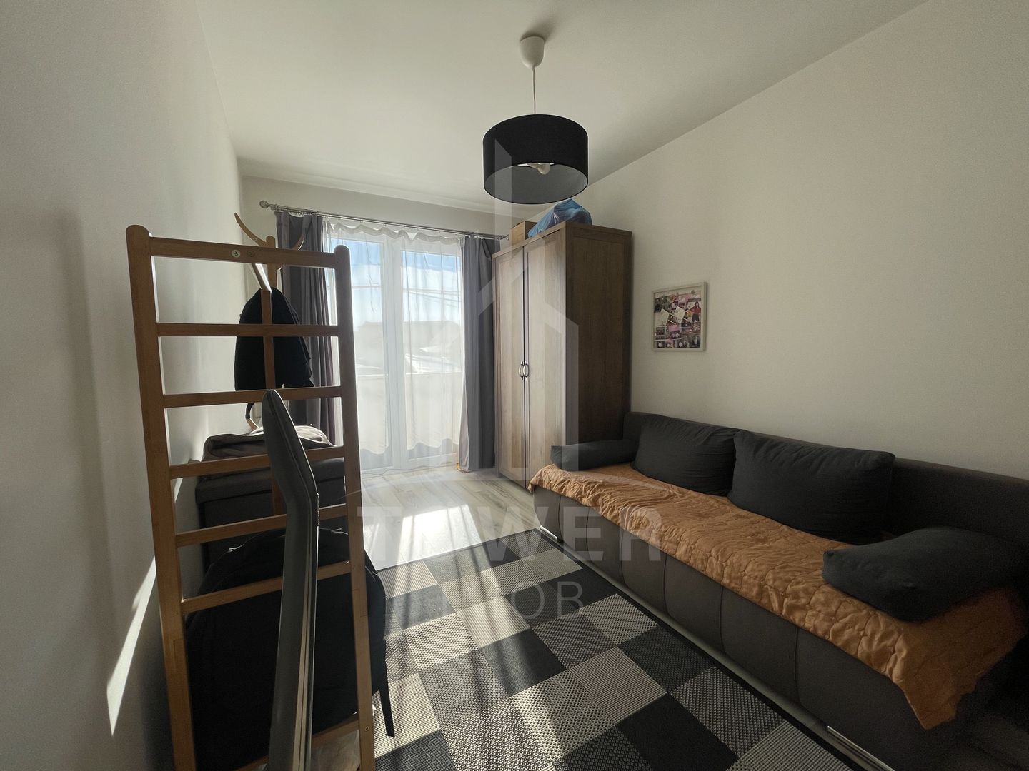 Apartament 3 camere--Turnisor | Decomandat | Balcon 10 mp | Parcare privata - Poză 6