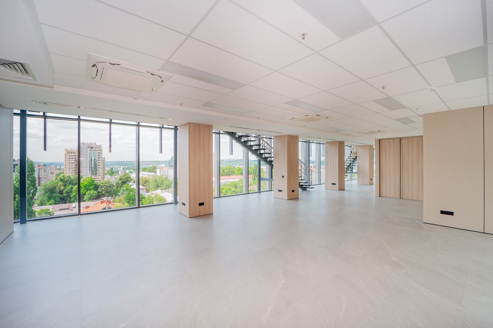 Spațiu Comercial Premium de Închiriat – 144,5 m² | Vedere Panoramică | Etaj 9 | 2 Nivele | CENTRU,Chișinău - Poză 4