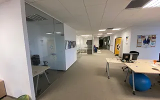 Spațiu de birouri de 375 mp - Poză 18
