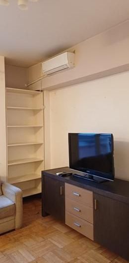 Inchiriere apartament  ultracentral 3 camere - Vedere catre Piata Constitutiei - Poză 4