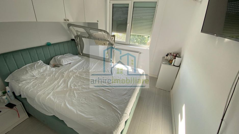 Apartament 3 camere decomandat zona Trapezului - Poză 8