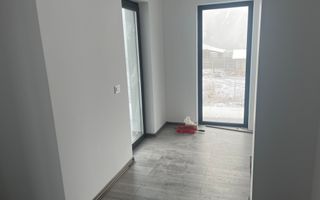 Sacalaz individuala P+E,Terasa,balcon,2 bai,5 camere,2 F.s - Poză 15