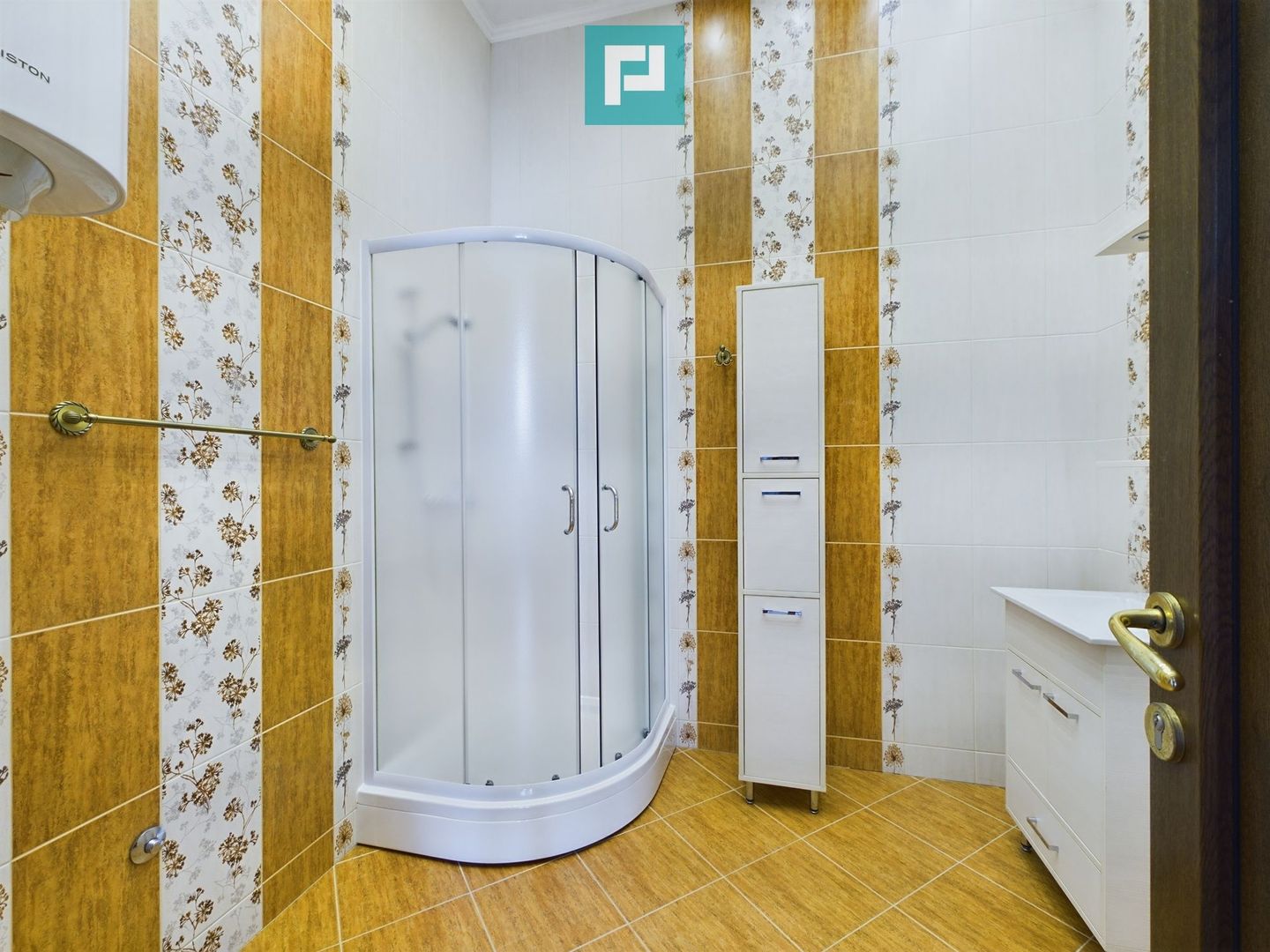 Vilă luxoasă în Serbia - Poză 26