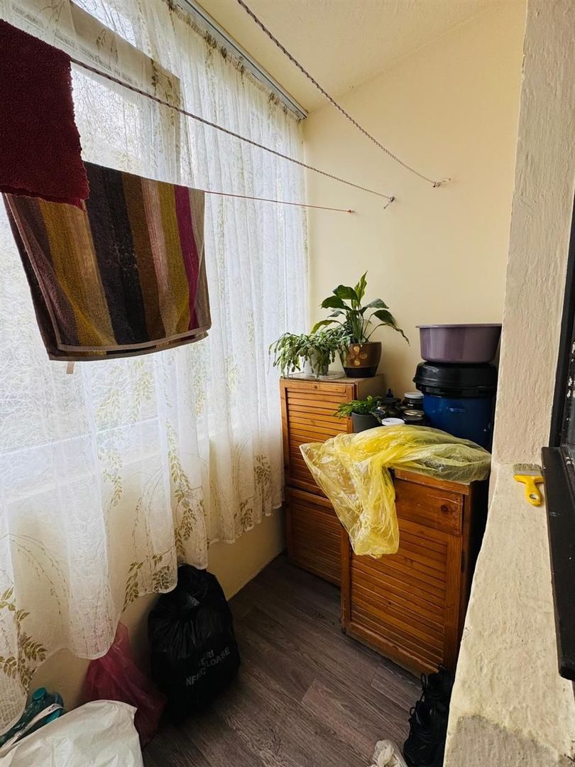 Apartament 2 camere semidecomandat Razboieni - Poză 7