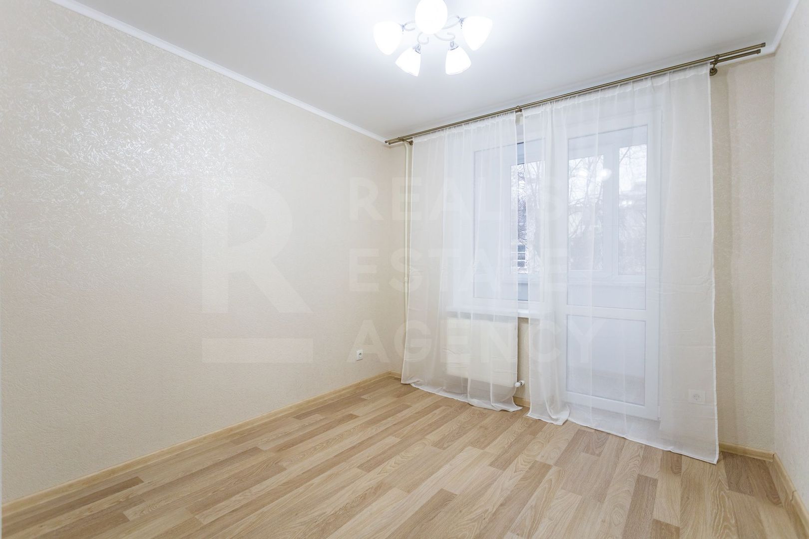 Vânzare, apartament, 2 camere, strada Florilor Rîșcani - Poză 6