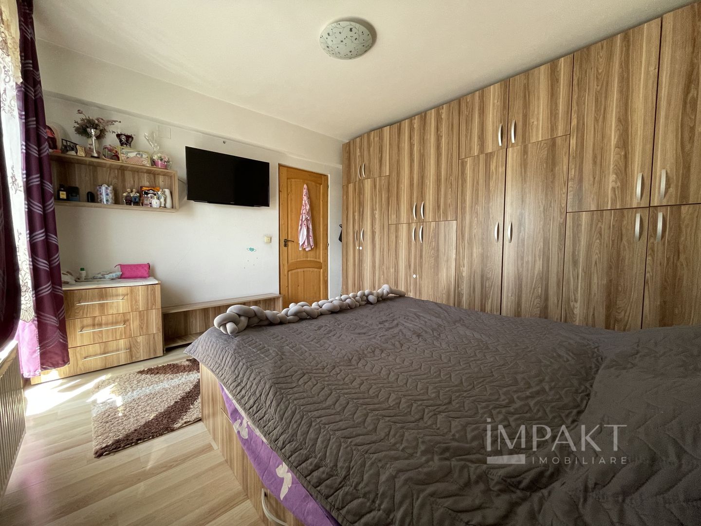 Apartament cu 3 camere spre vanare in zona Baciu! - Poză 10