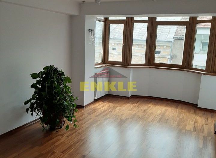 Apartament 2 camere de lux, mobilat, utilat, etaj 2, Zona: Piata Mare, 500 euro - Poză 8