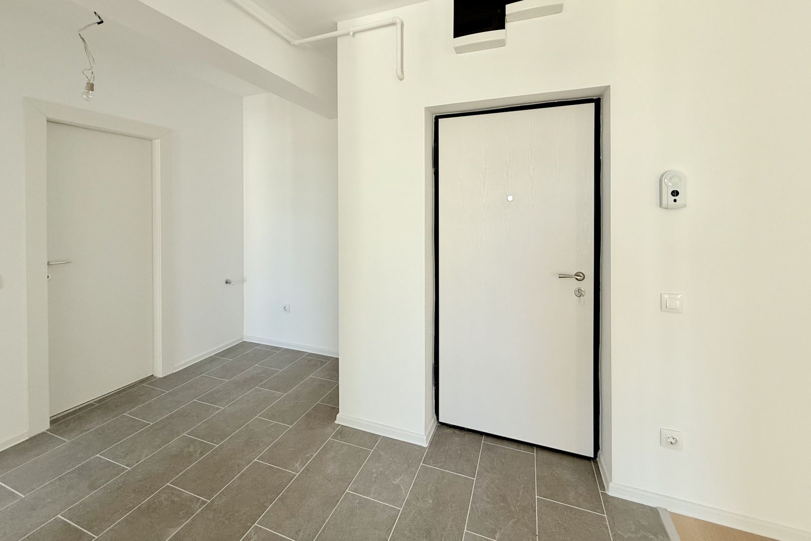 Apartament 3 camere spațios, amenajat, bloc nou, comision 0% - Poză 5