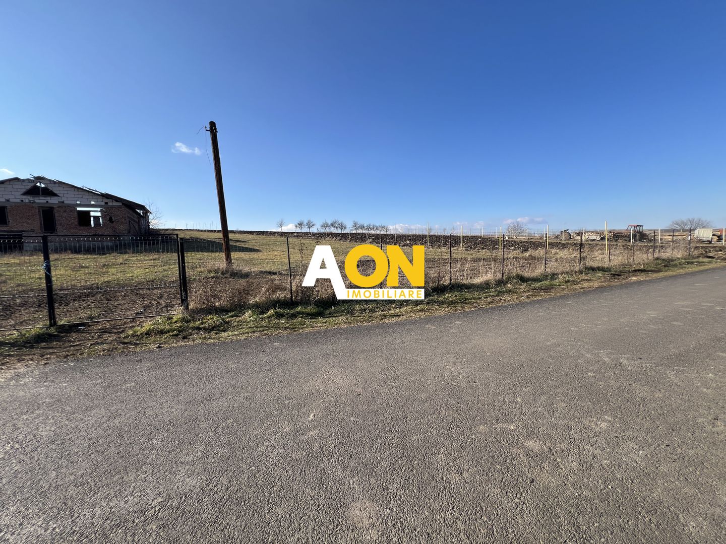 2,314 Mp in Daia Romana, toate utilitatile la asfalt, 80ml deschidere - Poză 6