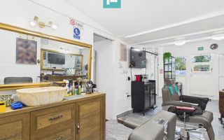Spațiu comercial, complet aranjat, Velența - Poză 7