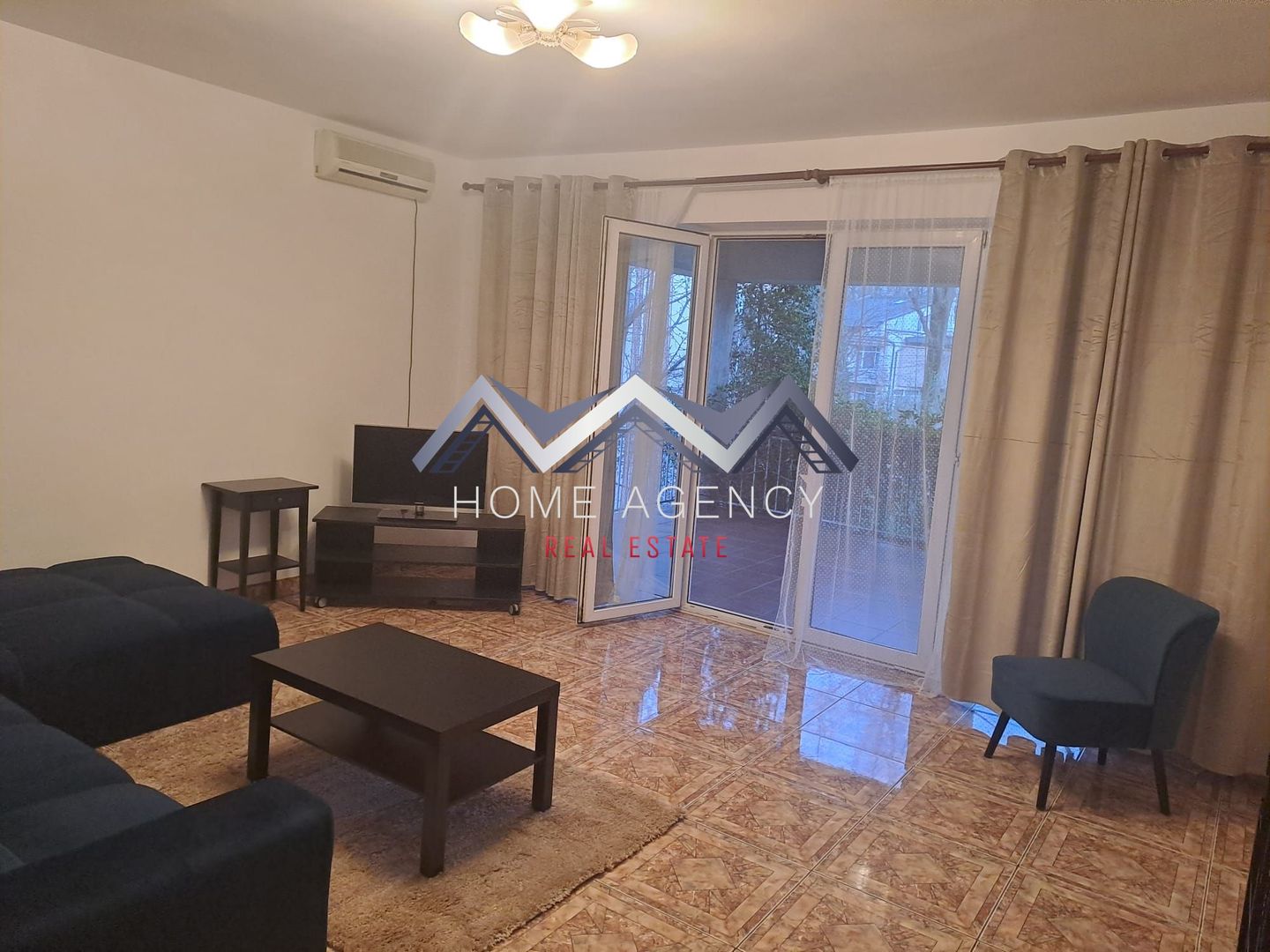 Apartament 2 camere | include parcare - Poză 1