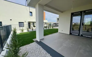 Duplex modern, 135 mp, grădină amenajată–Dumbrăvița, zonă linistita - Poză 22