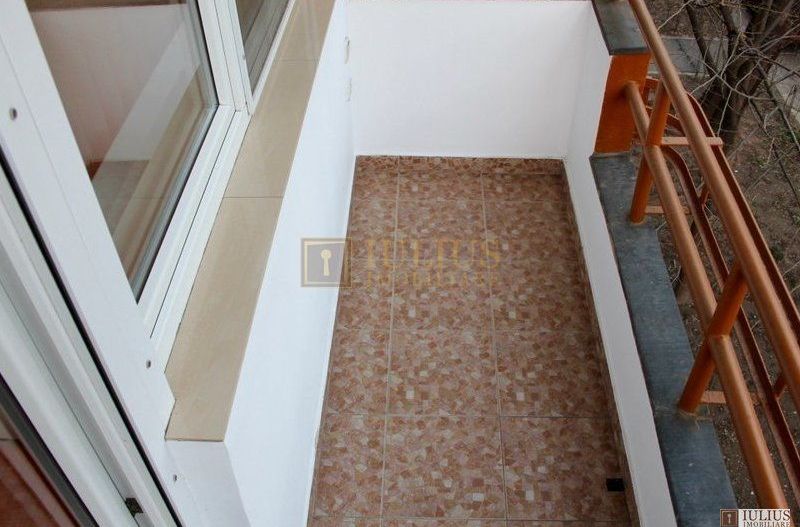 2 camere zona Fac. de Medicina - Hotel Continental, cu centrala proprie. - Poză 17