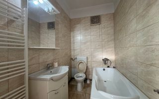 Apartament 75mp central de vânzare cu 2 camere sau spațiu birouri - Poză 9