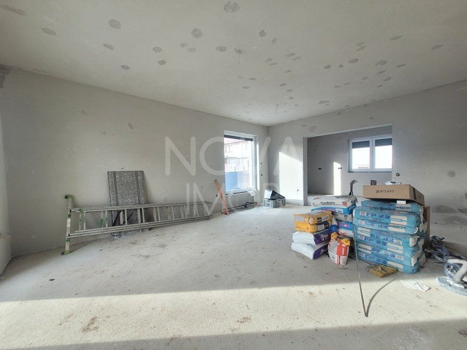 Casa individuala pe un singur nivel cu garaj dublu - Selimbar - Poză 15
