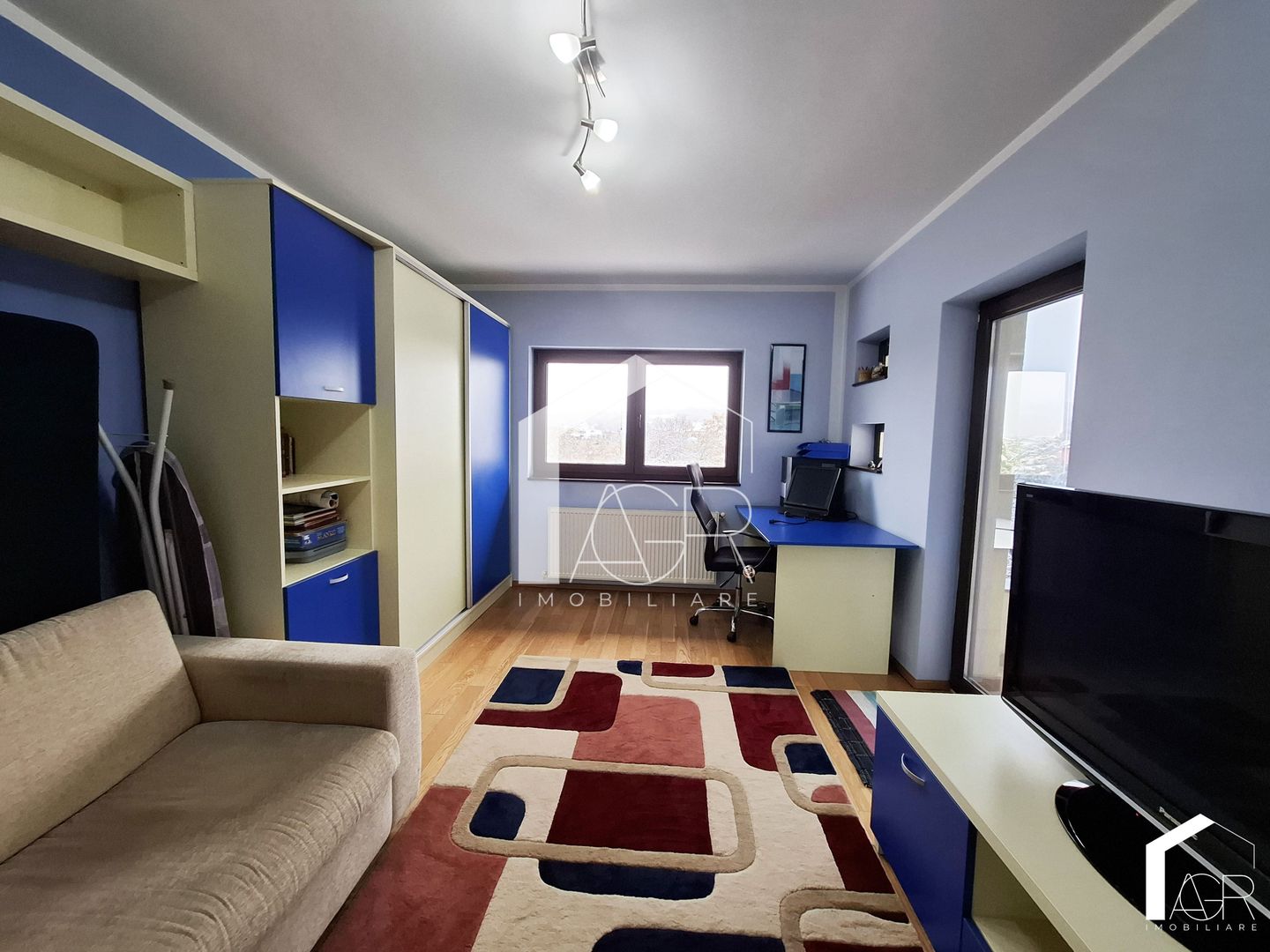 Vila cu 4 camere, Gageni - Poză 14