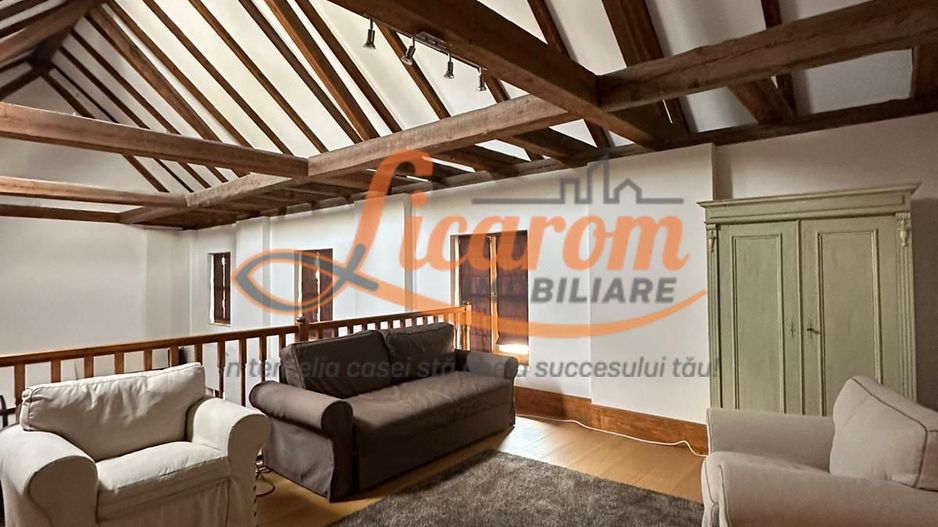 Casa saseasca CRISTIAN,amenajata LUX,pt turism,piscina,curte - Poză 1