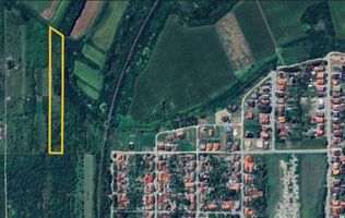 Teren cu livadă – 9.000 mp –la 400 m de ieșirea din Chișinau Cris