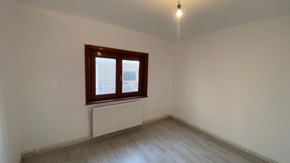Apartament cu 2 camere in zona Cotu Mic - Lugojului. - Poză 4