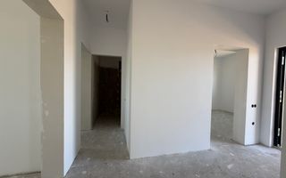 De vanzare Casa cu 3 Dormitoare/Semifinisata Teren 6.5Ari - Poză 12